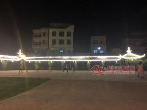 信宜玉都風(fēng)情網(wǎng) 隨拍旺同竹林夜色好久沒(méi)去玩過(guò),前晚去逛了一圈,比520水災(zāi)前規(guī)模更大了,隨手拍下旺同竹林夜色一角 趁國(guó)慶假期,約上幾個(gè)小伙伴們走起吧 ...